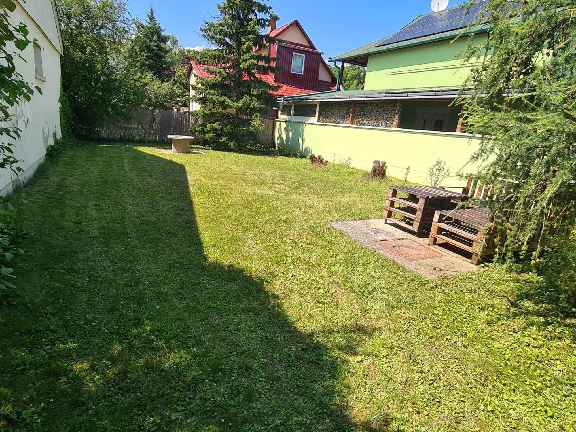 Zseki Apartman Hajduszoboszlo Exterior photo