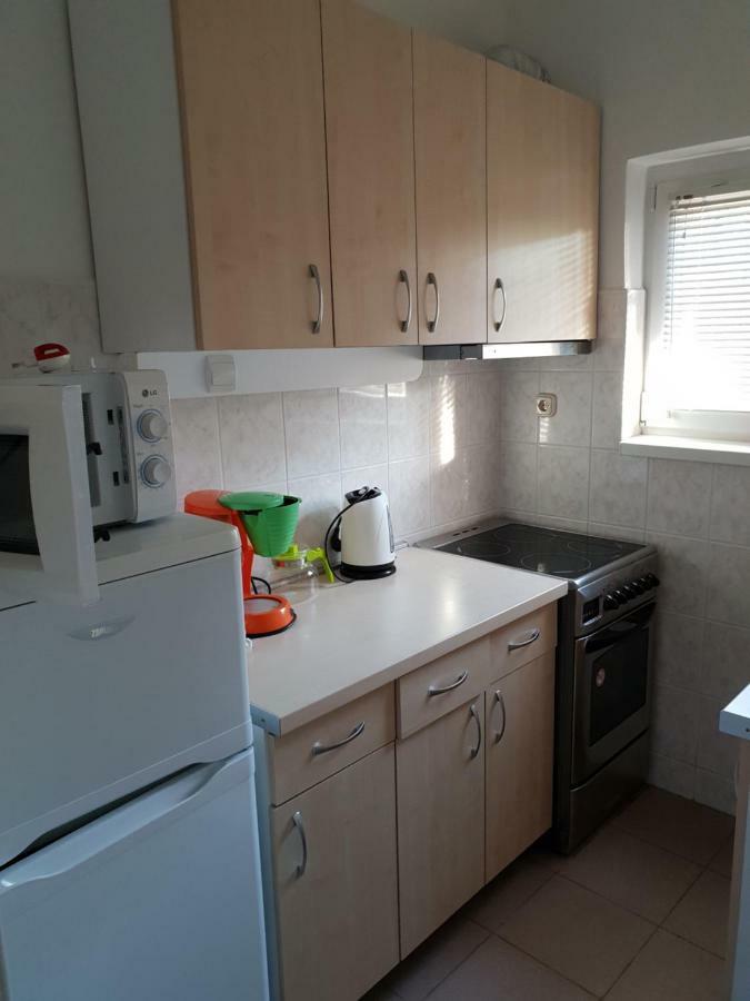 Zseki Apartman Hajduszoboszlo Exterior photo